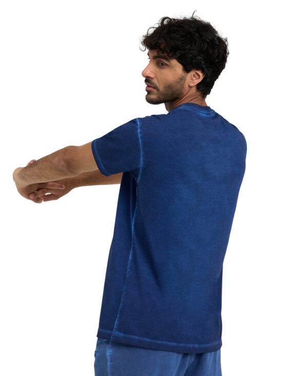 005715-700-ARENA ICONS T-SHIRT-002.jpg